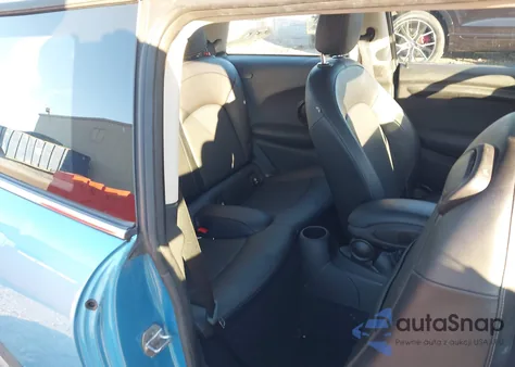 2015 Mini Hardtop Cooper from USA, damaged, VIN WMWXM5C55FT942718